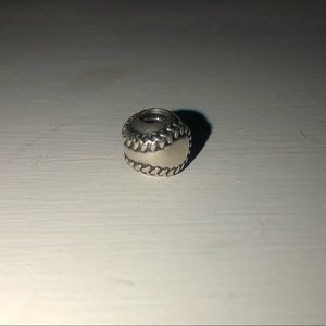 Pandora clip charm